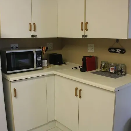 Casa En Gregg -Exquisite 2-Bedroom Self Catering Unit - 1 Car Parking Space East London Exterior foto