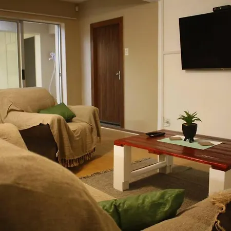 Casa En Gregg -Exquisite 2-Bedroom Self Catering Unit - 1 Car Parking Space East London Exterior foto