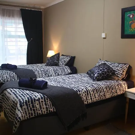 Casa En Gregg -Exquisite 2-Bedroom Self Catering Unit - 1 Car Parking Space East London Exterior foto